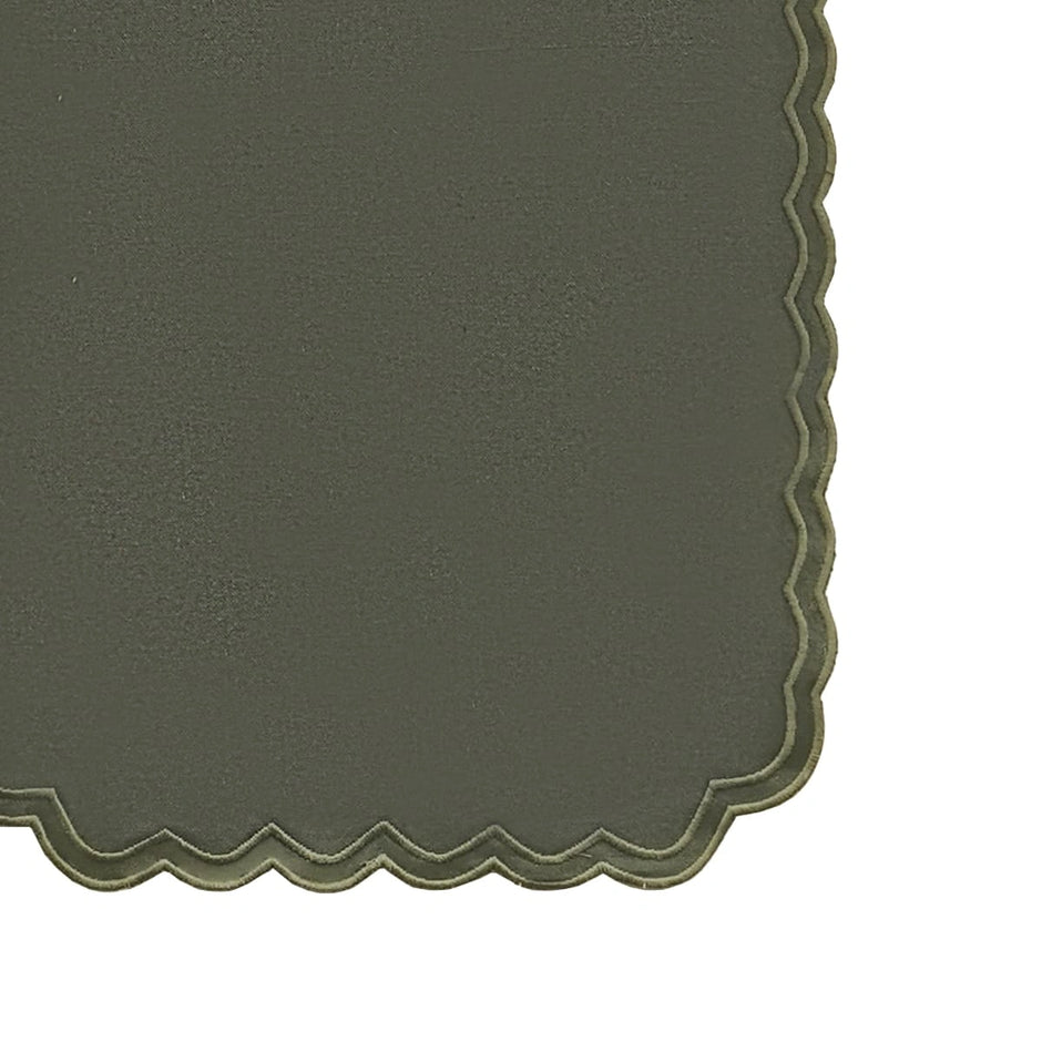 Olive Scallop Table Runner – 33x260 cm – Timeless Botanical Elegance