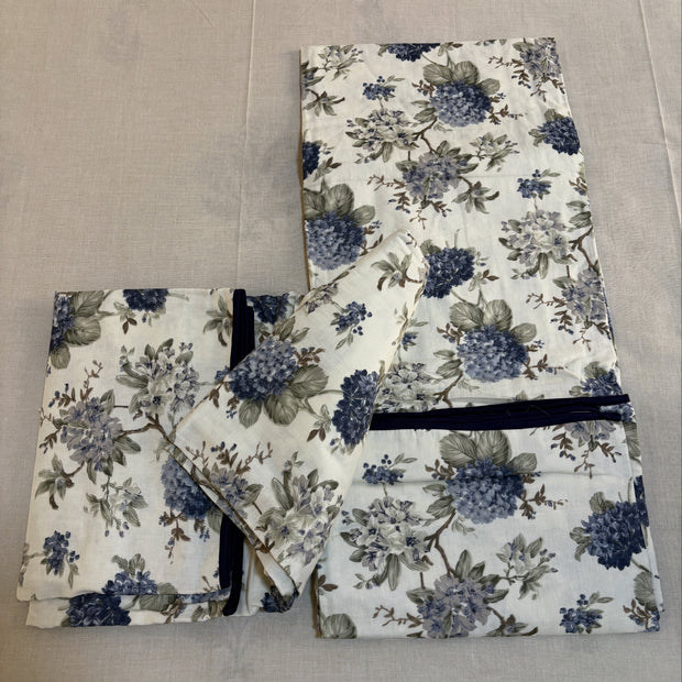 Single Bed Dohar - Blue Flower (Dispatch Time 24 Hours)