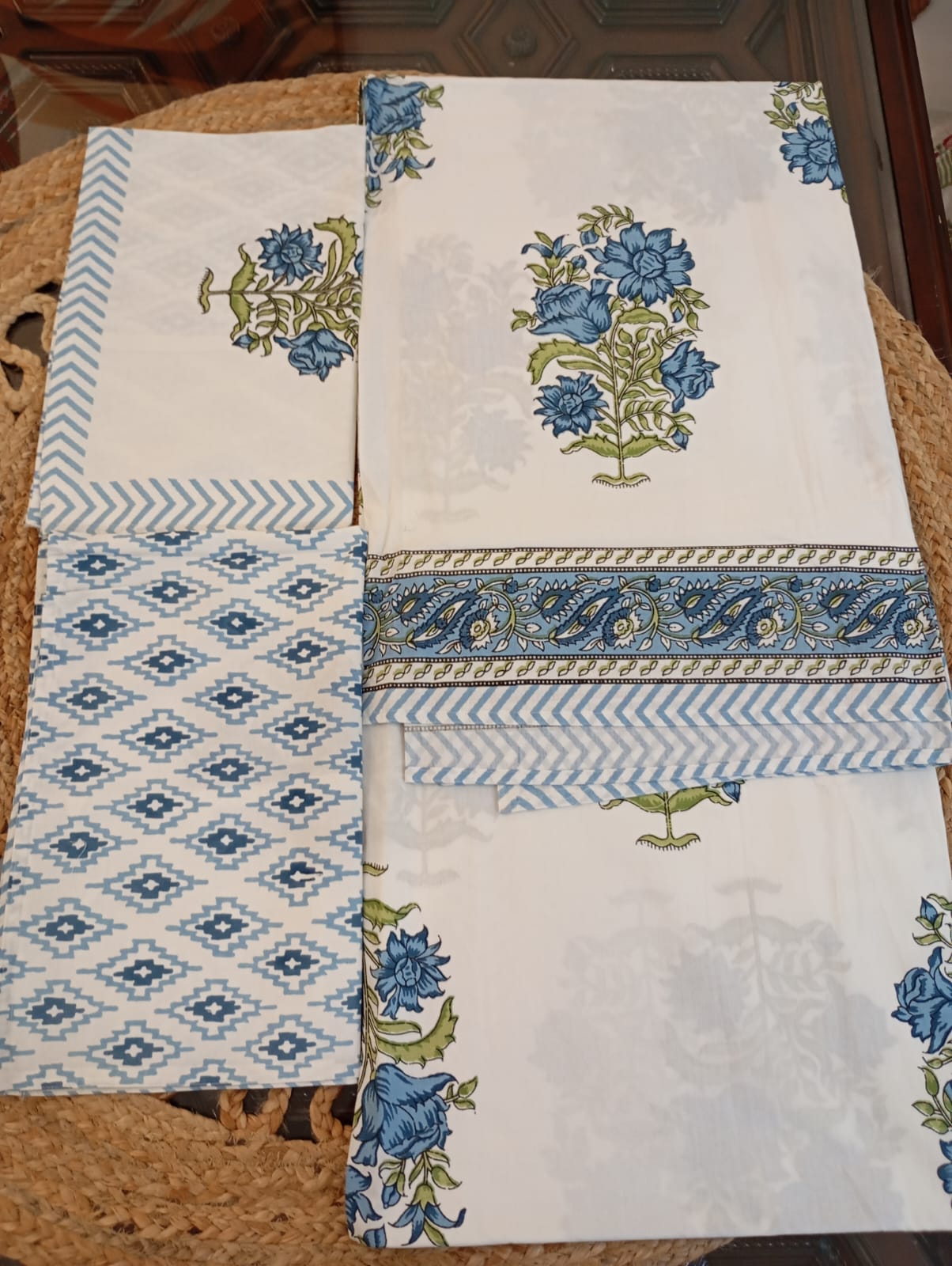 Blue Coral Blooms - Super King Bedsheet with 2 Pillow Covers ( Dispatch Time 24 hours)