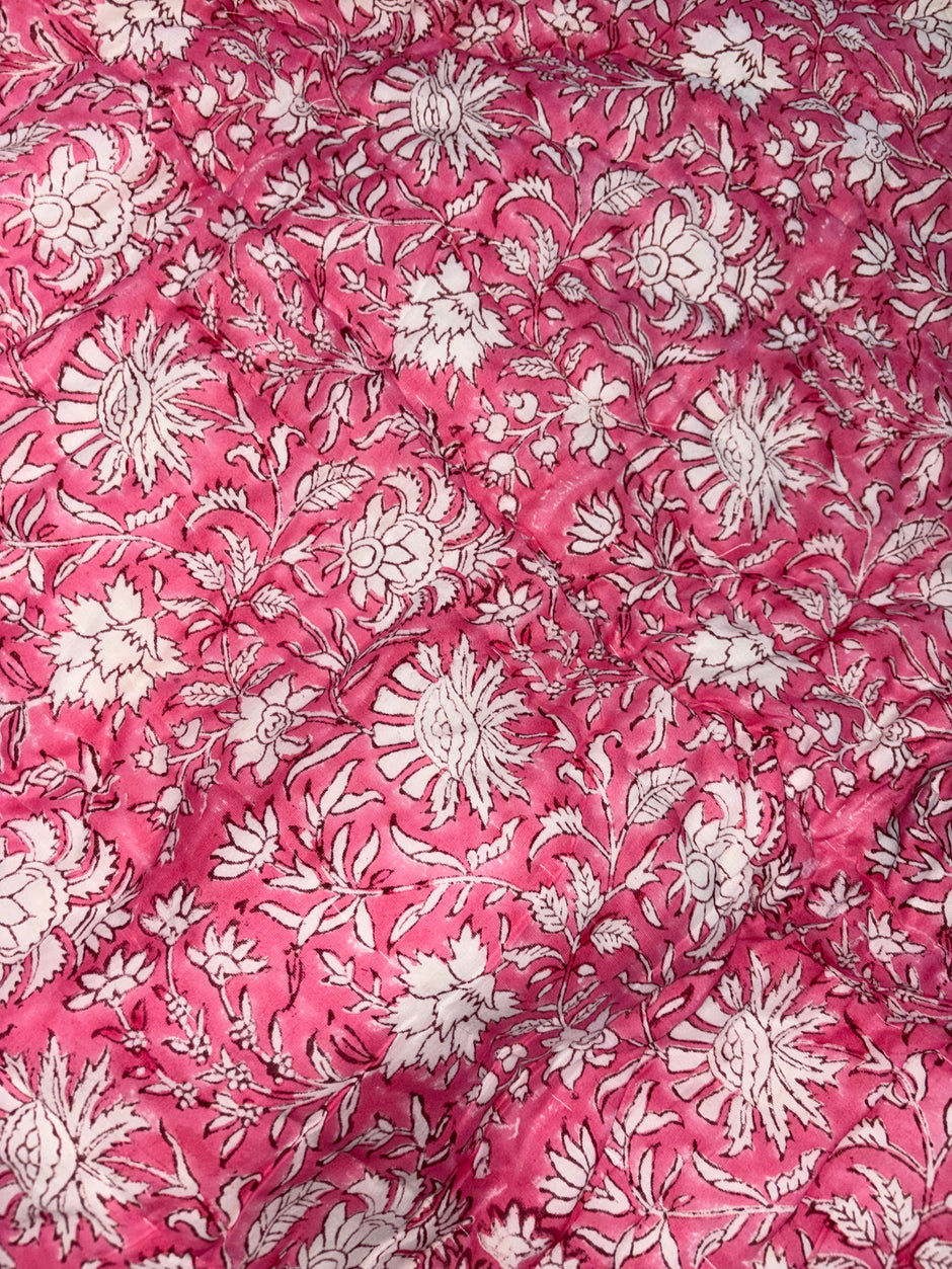 Roselle Bloom – King Size Reversible Muslin Cotton Razai Blanket | Organic Cotton Filling | Hand Stitched