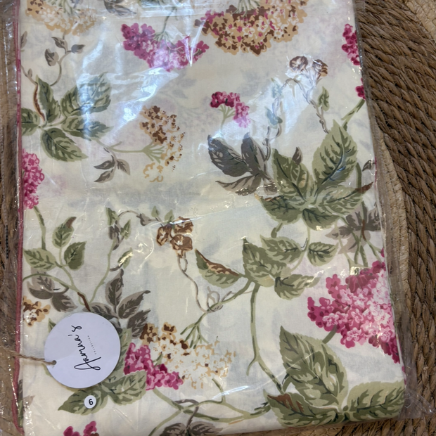 Soft Beige Botanical Bloom – Super King Size Bedsheet (274 x 274 cm) | 100% Jaipuri Cotton | Includes 2 Pillow Covers