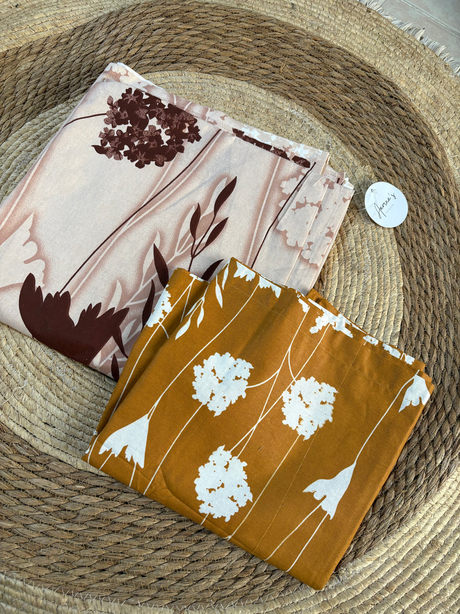 Flower Art - Anokhi prints Super King Bedsheet with 2 Pillow Covers ( Dispatch Time 24 hours)