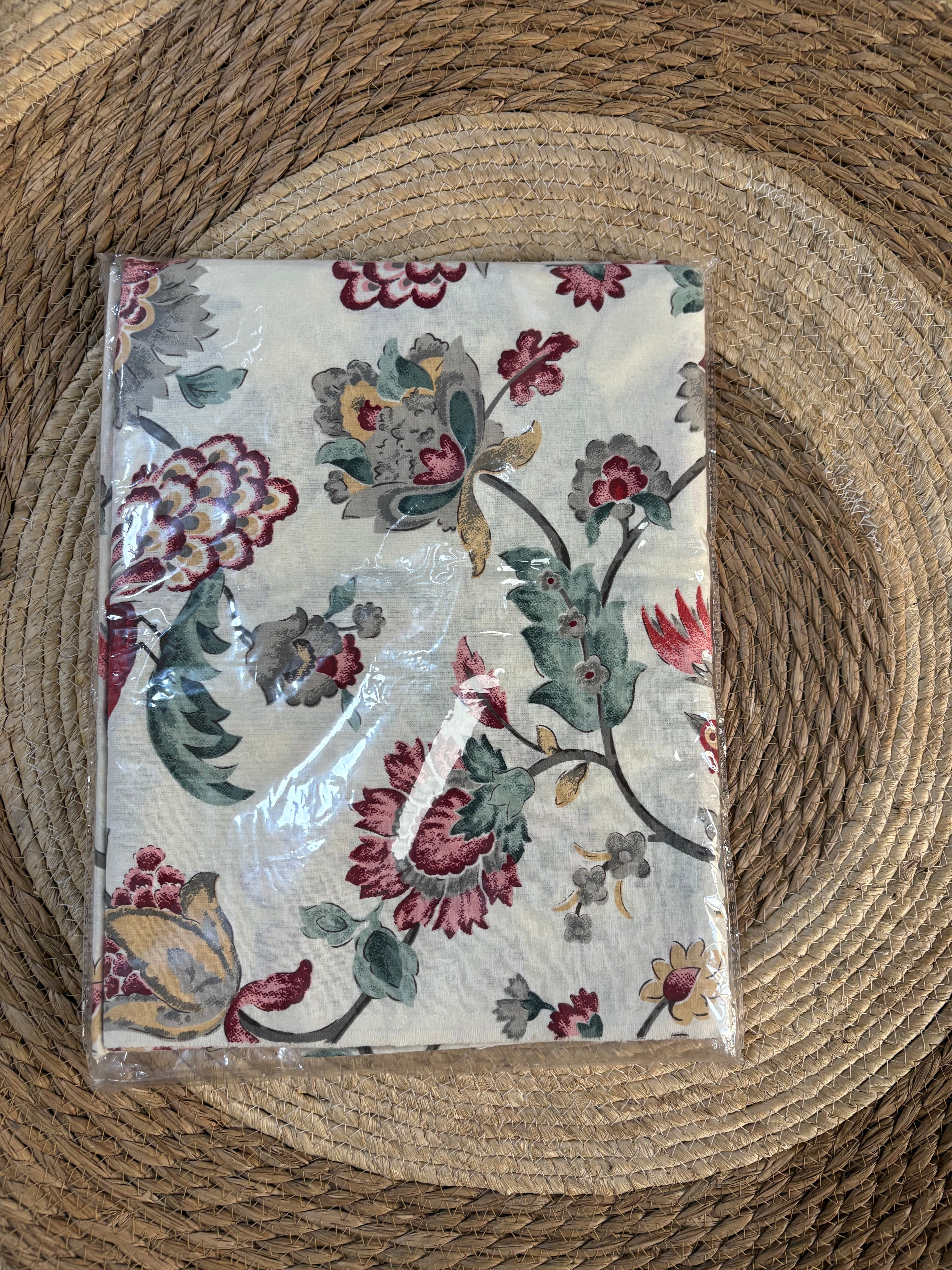 Single Size Bed Sheet- Pink Plants (Dispatch Time 24 Hours)