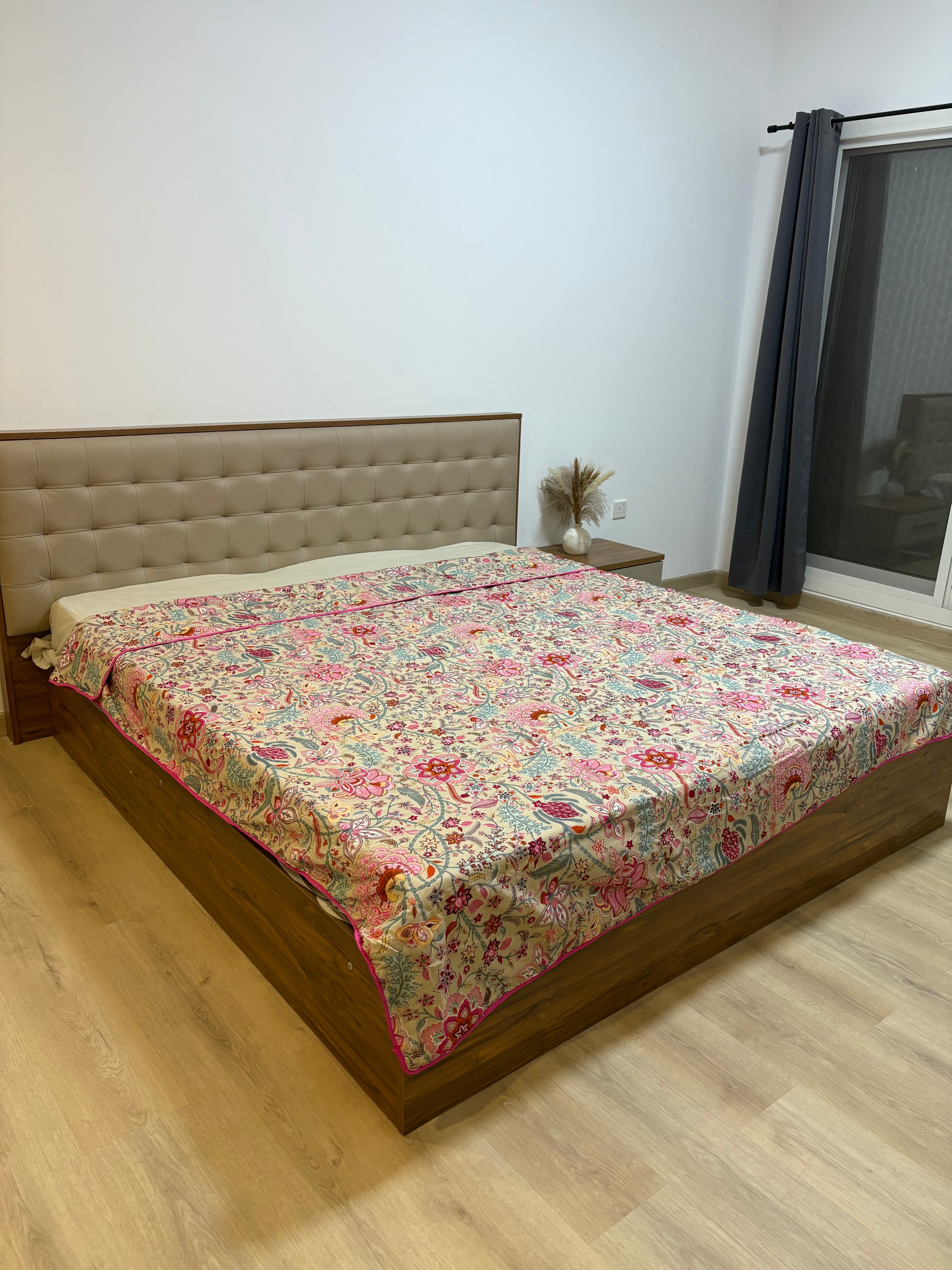 Double Bed Dohar - Cream Floral (Dispatch Time 24 Hours)
