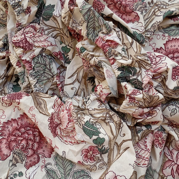 Blush Garden Floral – Fitted Sheet (210 x 200 + 30 cm) | 100% Cotton | All Around Elastic