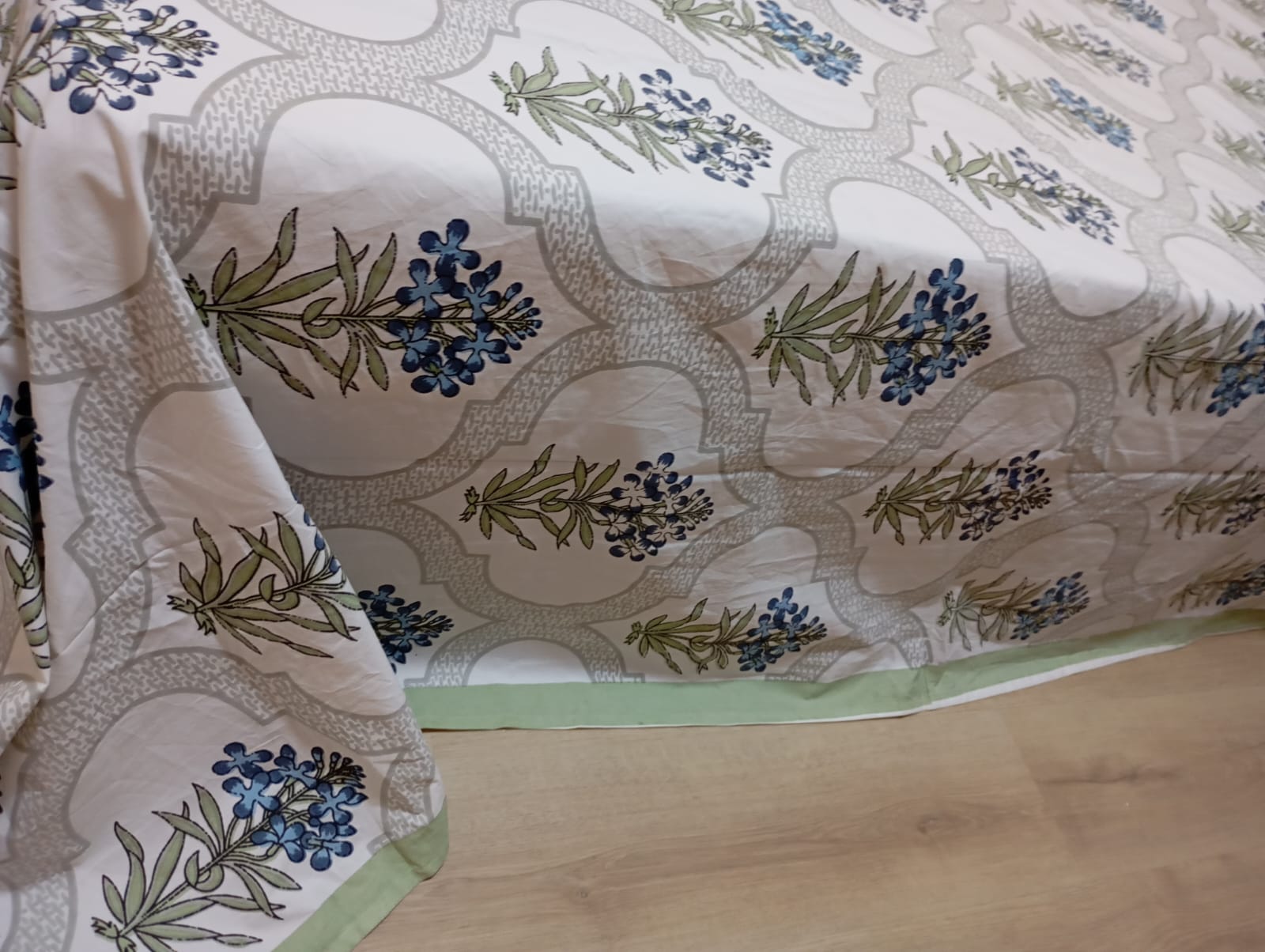 Indigo Lattice Bloom Block Print – Super King Size Bedsheet (274 x 274 cm) | 100% Jaipuri Cotton | Includes 2 Pillow Covers