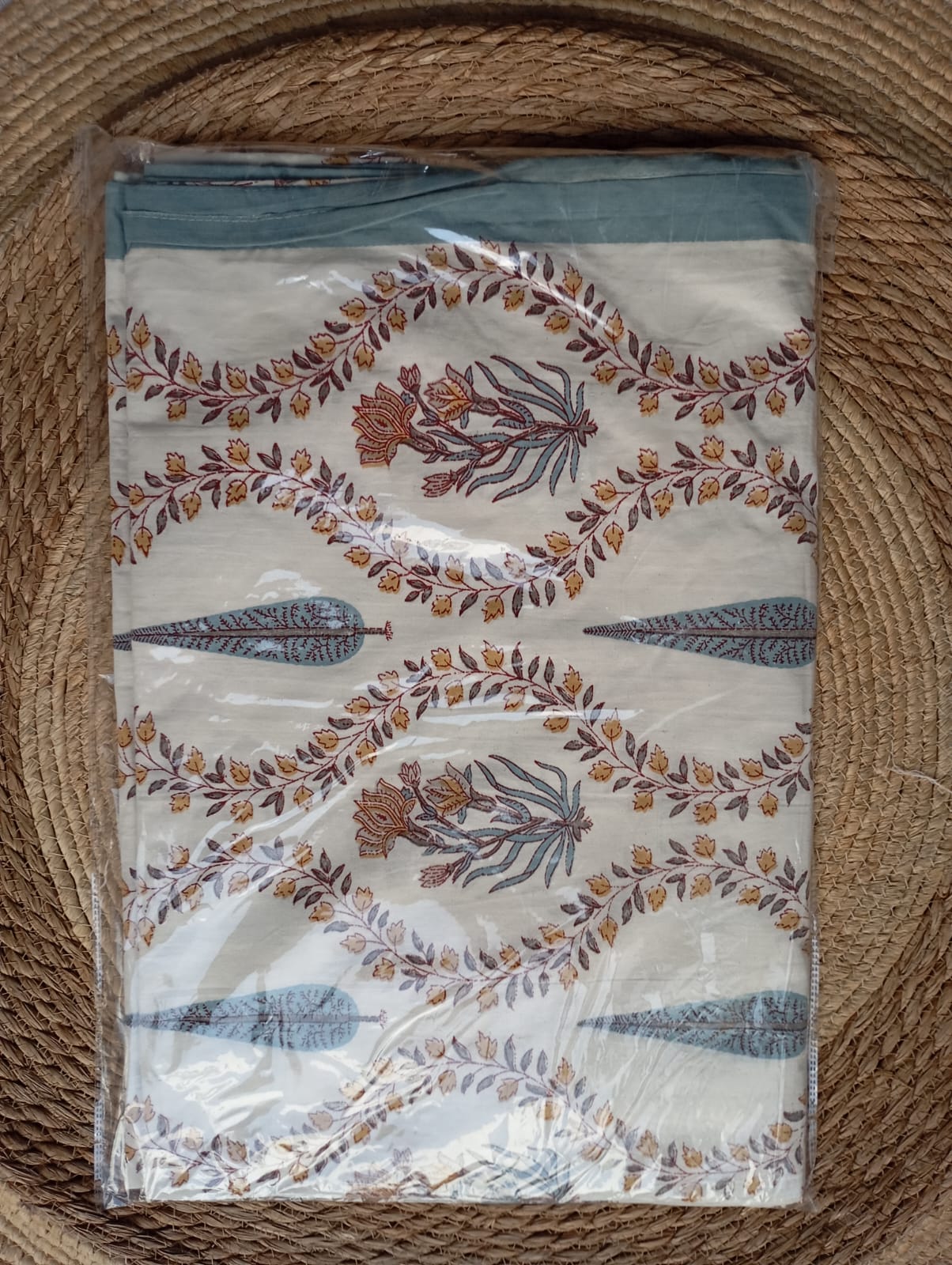 Amber Vine Buta – Queen Size Bedsheet (228 x 254 cm) | 100% Jaipuri Cotton | Includes 2 Pillow Covers