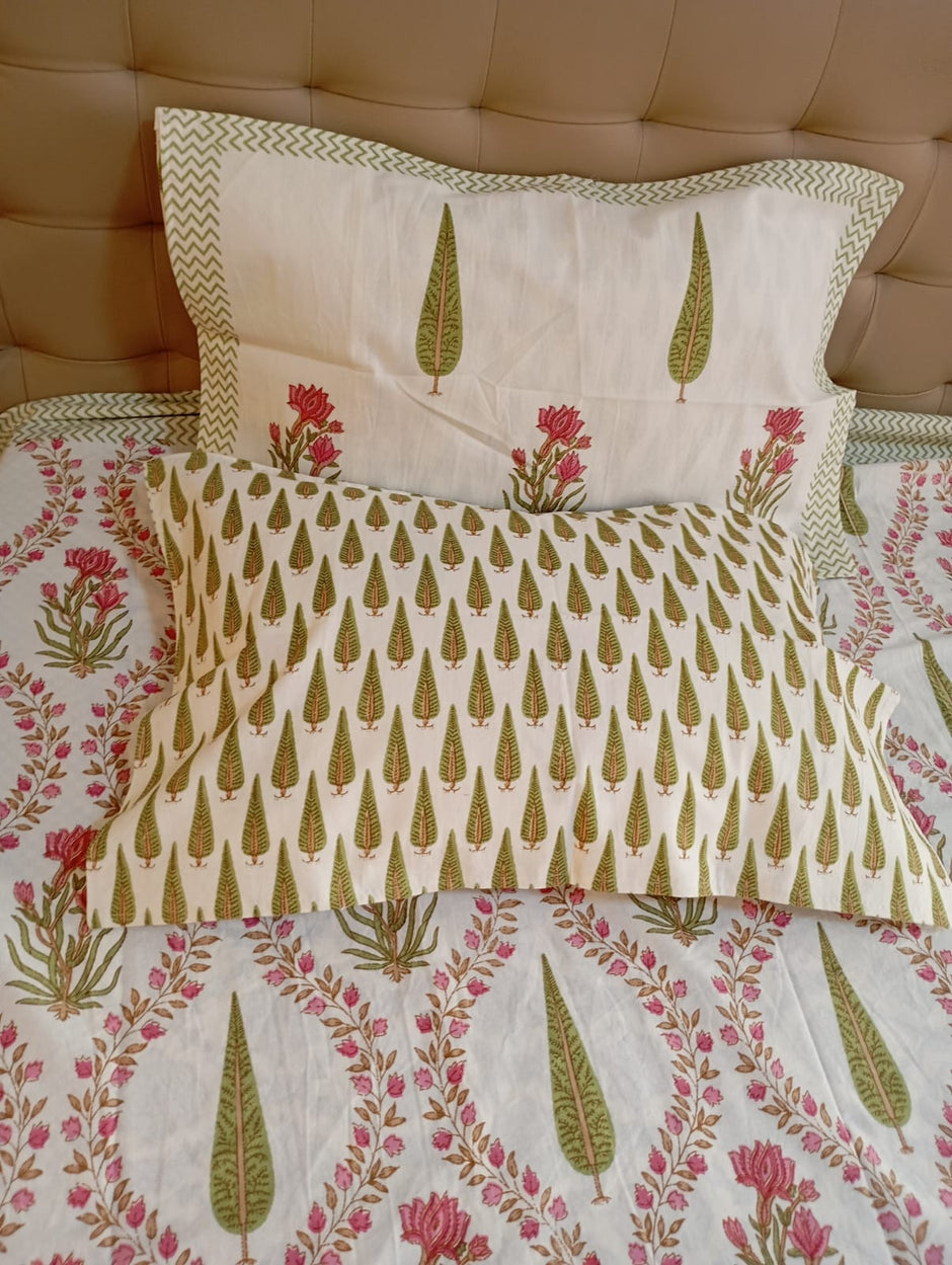 Gulnaar Bloom – Super King Size Bedsheet (274 x 274 cm) | 100% Jaipuri Cotton | Includes 2 Pillow Covers