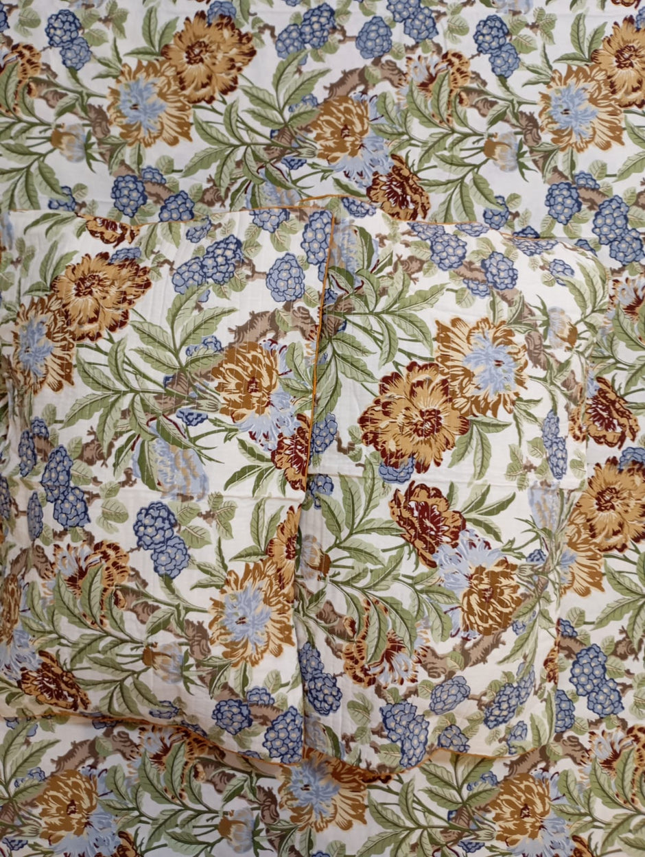 Goldenberry Bloom Haven – Super King Size Bedsheet (274 x 274 cm) | 100% Jaipuri Cotton | Includes 2 Pillow Covers