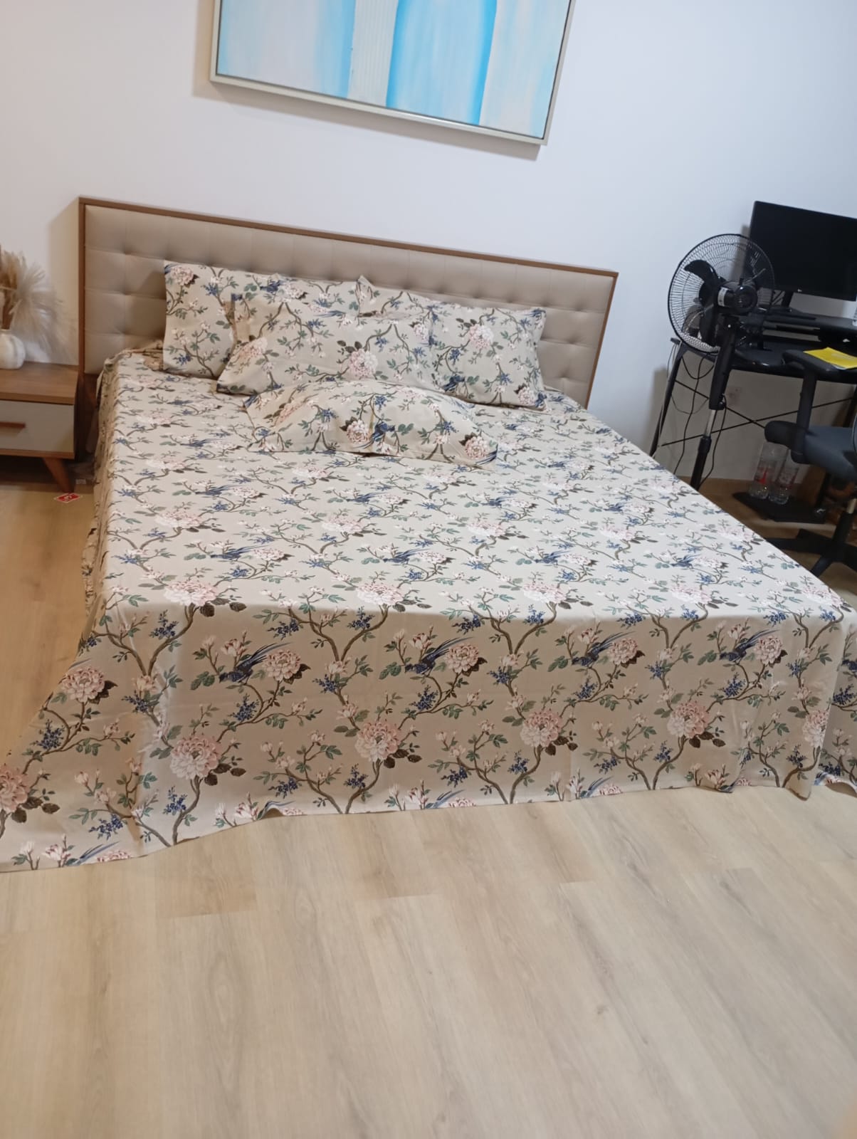 Blush Bird Blossom Garden – Super King XL Size Bedsheet (270 × 290 cm) | 100% Cotton | Includes 4 Pillow Covers