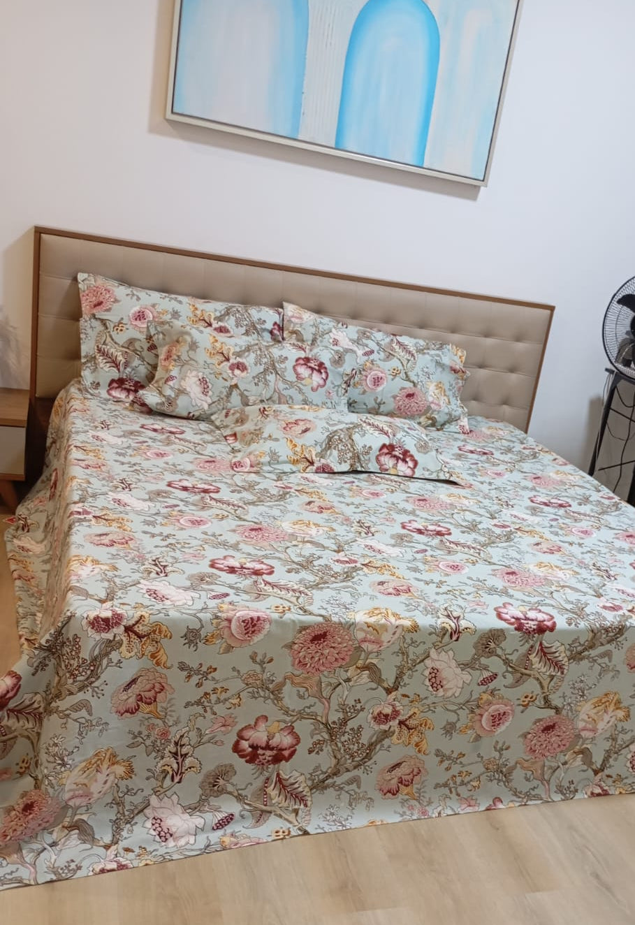 Vintage Blush Botanical Garden – Super King XL Size Bedsheet (270 × 290 cm) | 100% Jaipuri Cotton | Includes 4 Pillow Covers