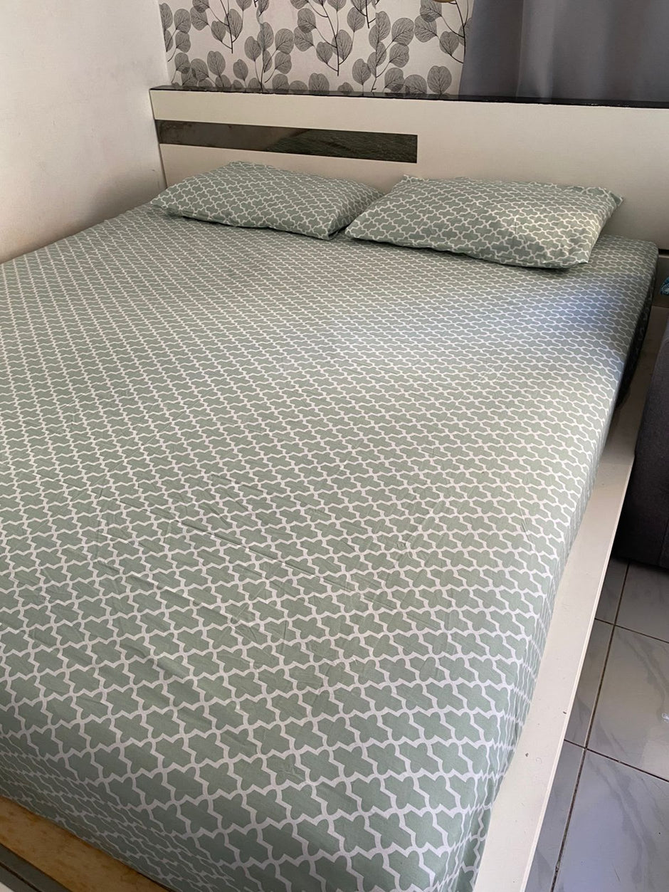 Sage Trellis Pure Cotton Bedsheet Set – Queen Size (240 × 270 cm) | 3-Piece Bedding Set