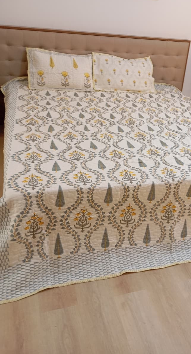 Aavira — Mustard Vine Reversible Quilted Bedspread | Jaipuri Cotton | Standard King Size | Double-Sided Printed Design | 2 Pillow Covers | Set