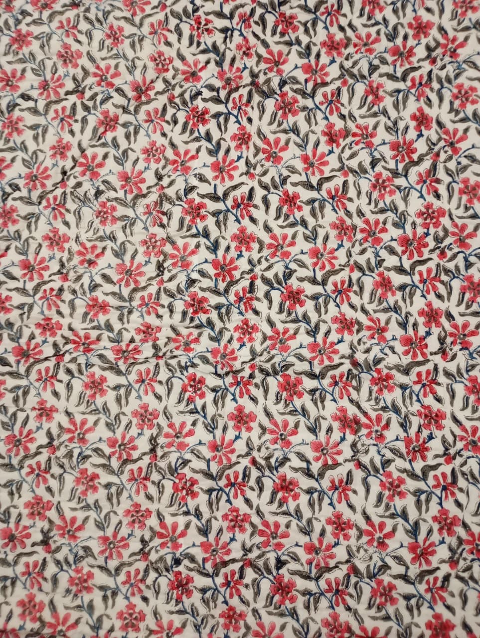 Crimson Garden Bloom – King Size Reversible Muslin Cotton Razai Blanket | Surgical Cotton Filling | Hand Stitched | 1 Piece