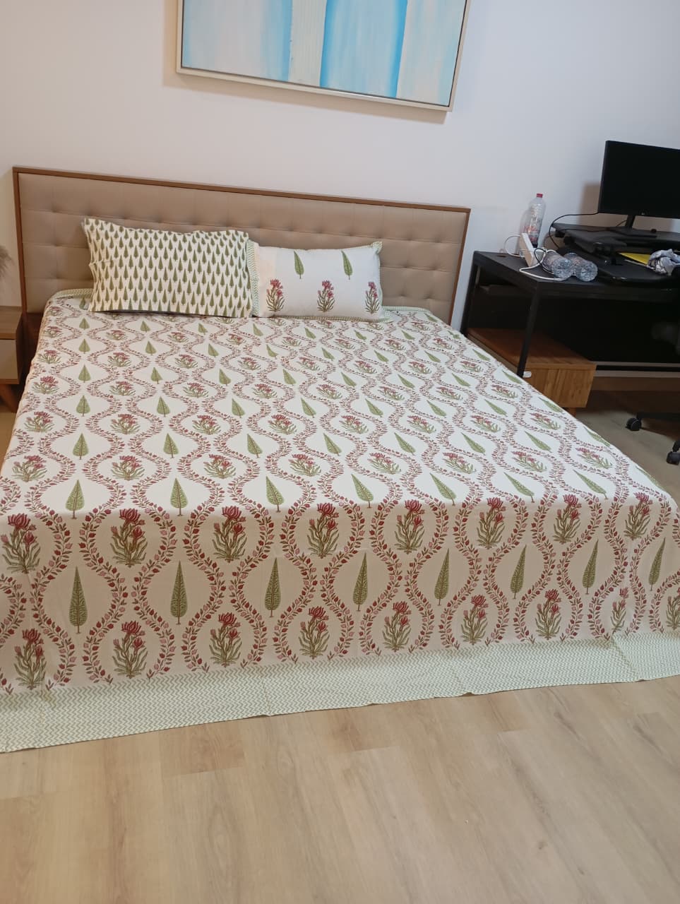 Heritage Bloom Elegance – Super King Size Bedsheet (270 × 270 cm) | Traditional Block Print | 2 Pillow Covers