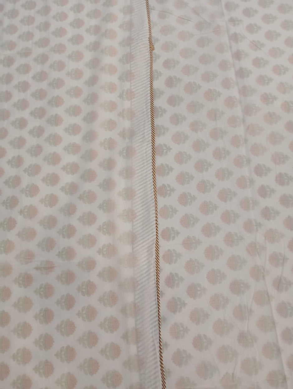 Muslin Luxe Collection – Rosebud Charm Floral Muslin Dohar – Standard King Size (240 × 260 cm / 90 × 102 inches) | Muslin Cotton Outer Layer | Lightweight All-Season Comfort