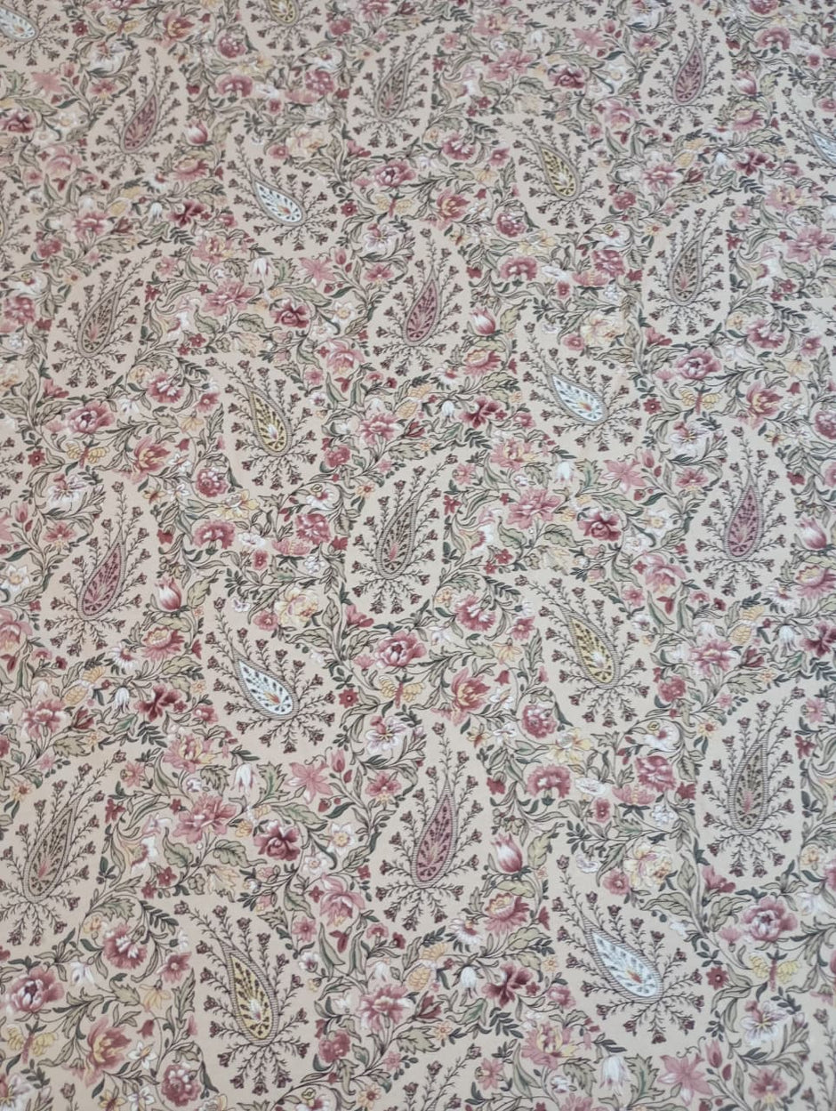 Rosewood Paisley Charm – Super King Size Bedsheet (270 × 270 cm) | Floral Paisley Print | 3-Piece Set