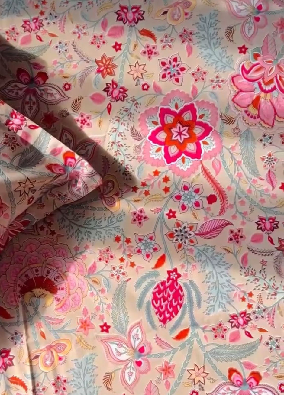 Floral Garden Bliss – Super King Size Bedsheet (270 x 270 cm) | 100% Cotton | Includes 2 Pillow Covers