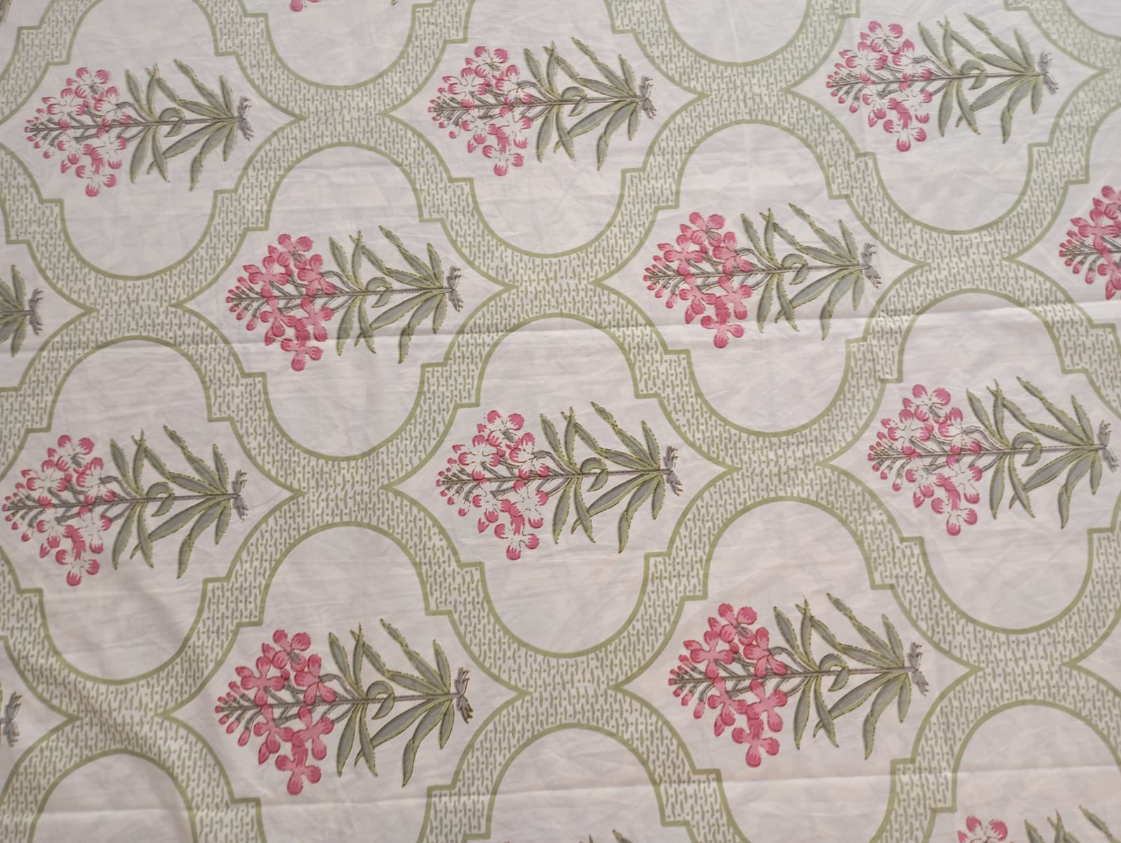 Gulriva Blush – Super King Size Bedsheet (274 x 274 cm) | 100% Pure Cotton | Includes 2 Pillow Covers