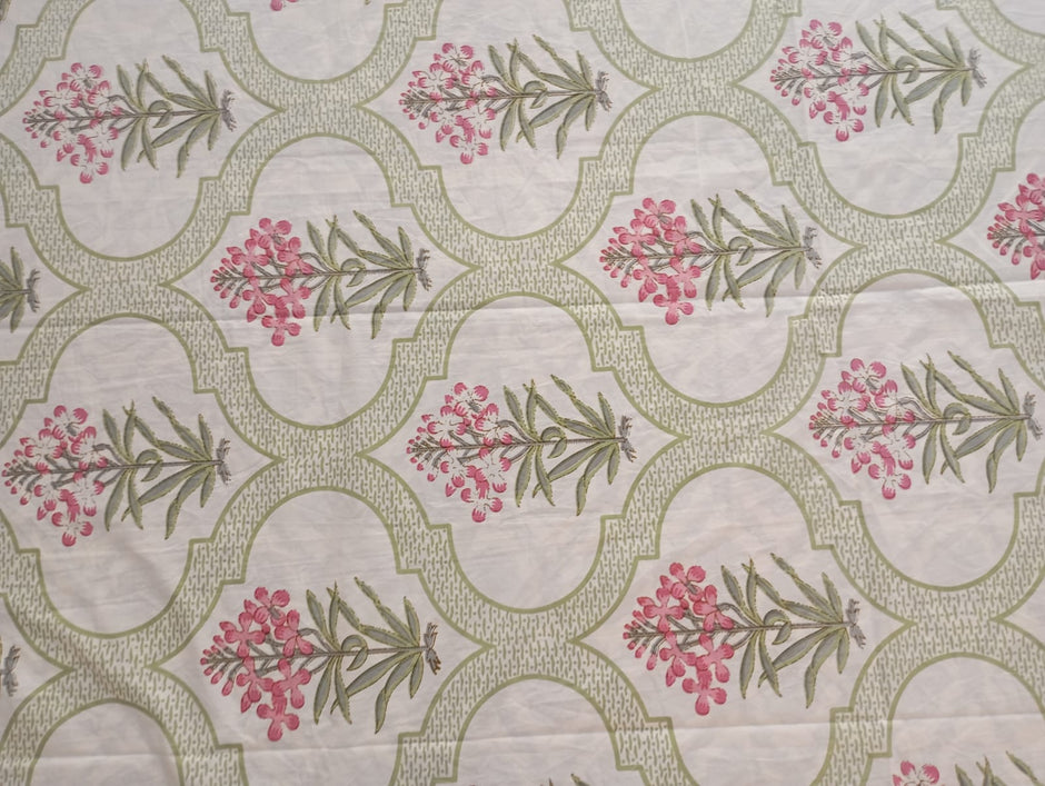 Gulriva Blush – Super King Size Bedsheet (274 x 274 cm) | 100% Pure Cotton | Includes 2 Pillow Covers