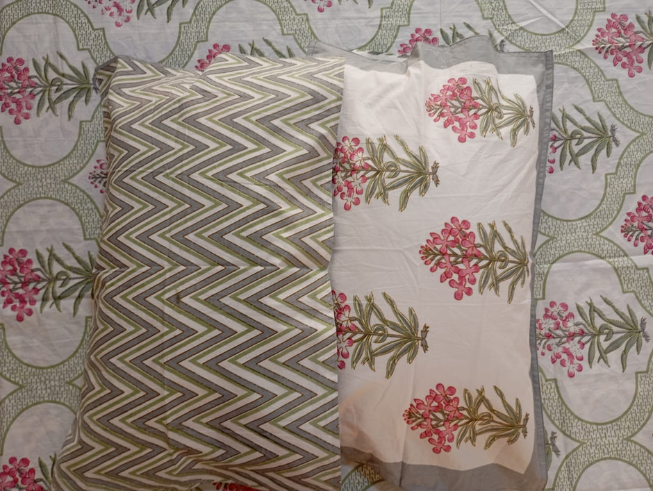 Gulriva Blush – Super King Size Bedsheet (274 x 274 cm) | 100% Pure Cotton | Includes 2 Pillow Covers