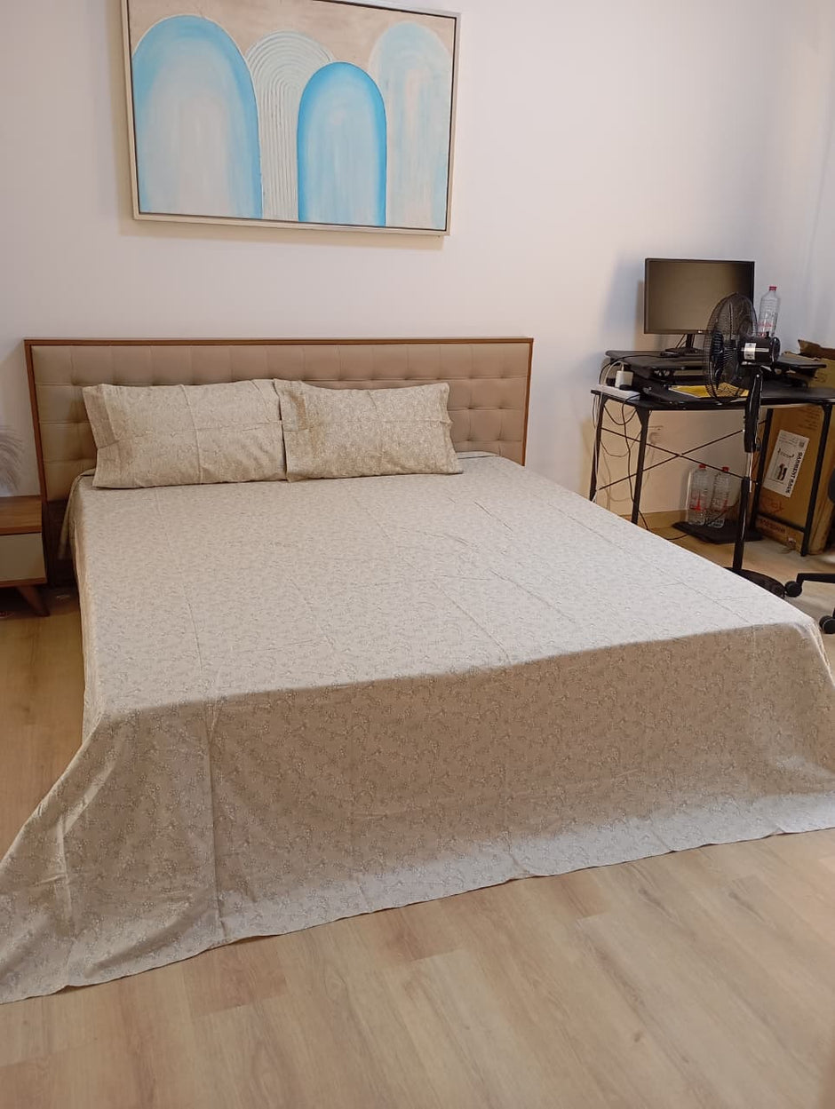 Sandstone Wildflower Veil – Super King Size Bedsheet (270 x 270 cm) | 100% Tencel Cotton | 400 Thread Count | Includes 2 Pillow Covers