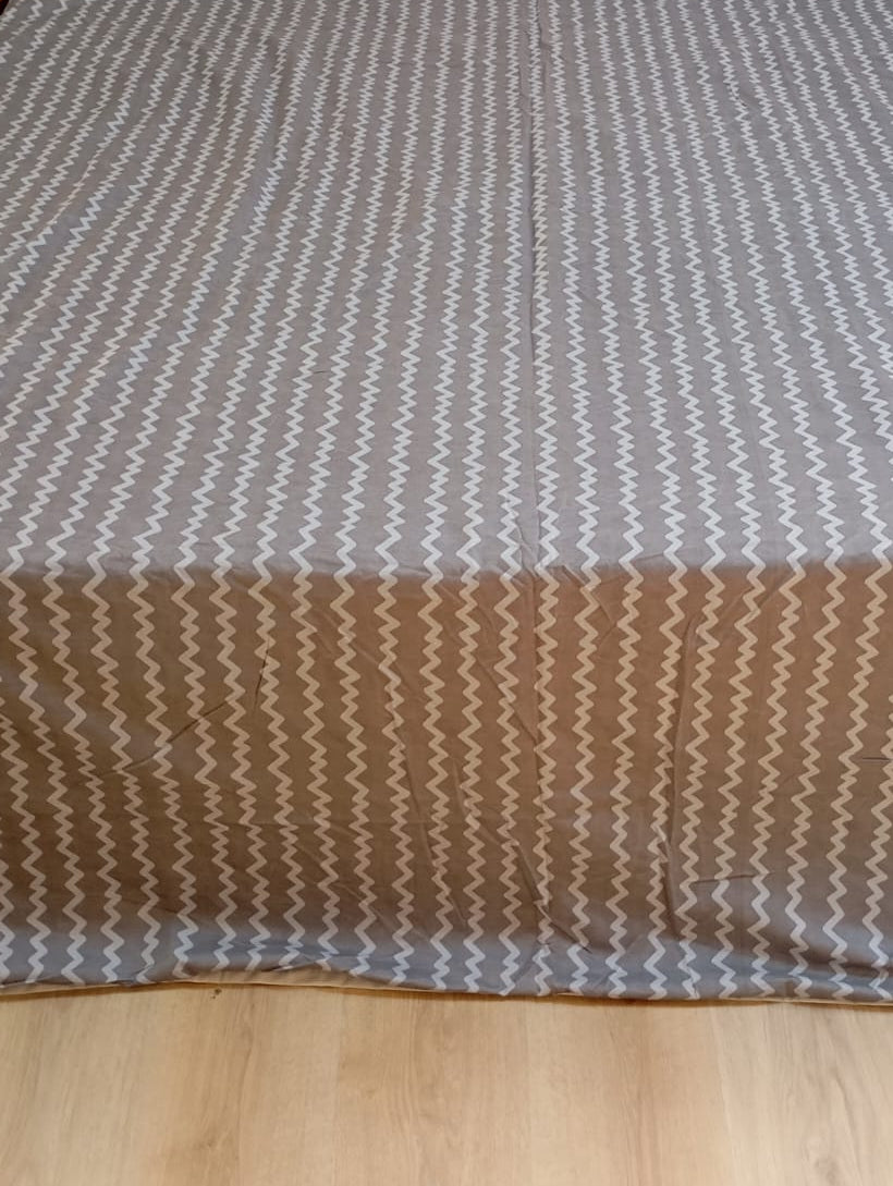 Sky Mosaic Cotton Dohar – King Size (230 × 260 cm) | Reversible 3-Layer Cotton Dohar
