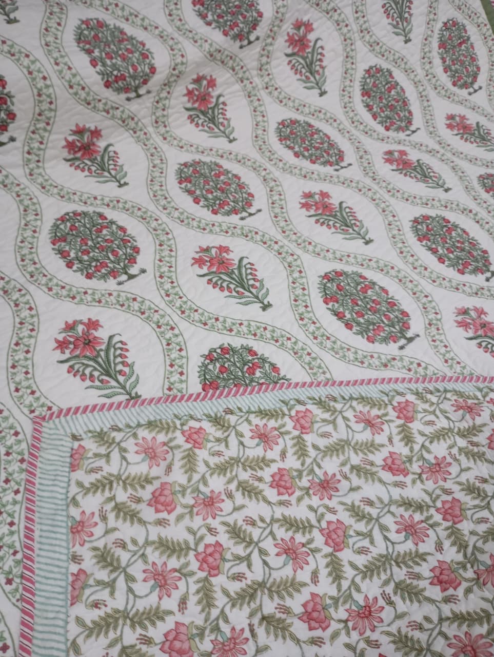 Vanya — Wildflower Garden – Standard King Size Reversible Jaipuri Cotton Quilted Bedspread | 2-Sided Design | 2 Pillow Covers | Set