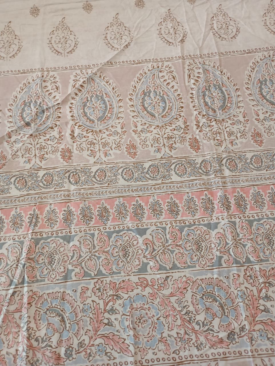 Rosewood Paisley Royale – Super King Fitted Bedsheet (210 × 200 cm) | Includes 2 Pillow Covers