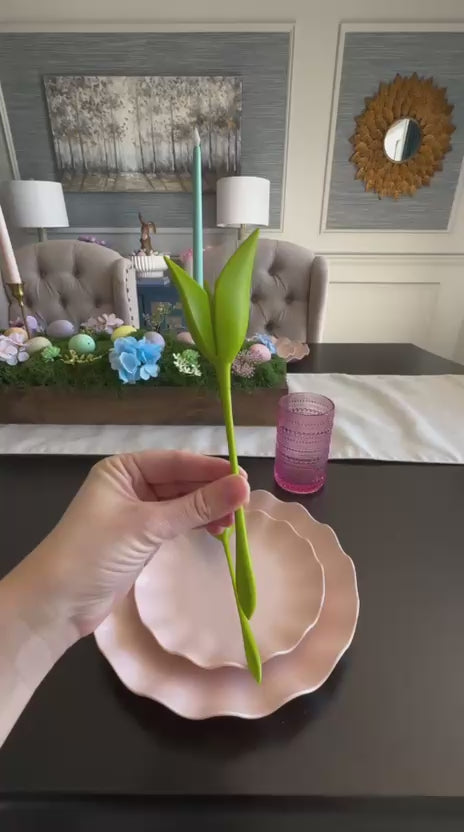 Twist Bloom Napkin Holder Set